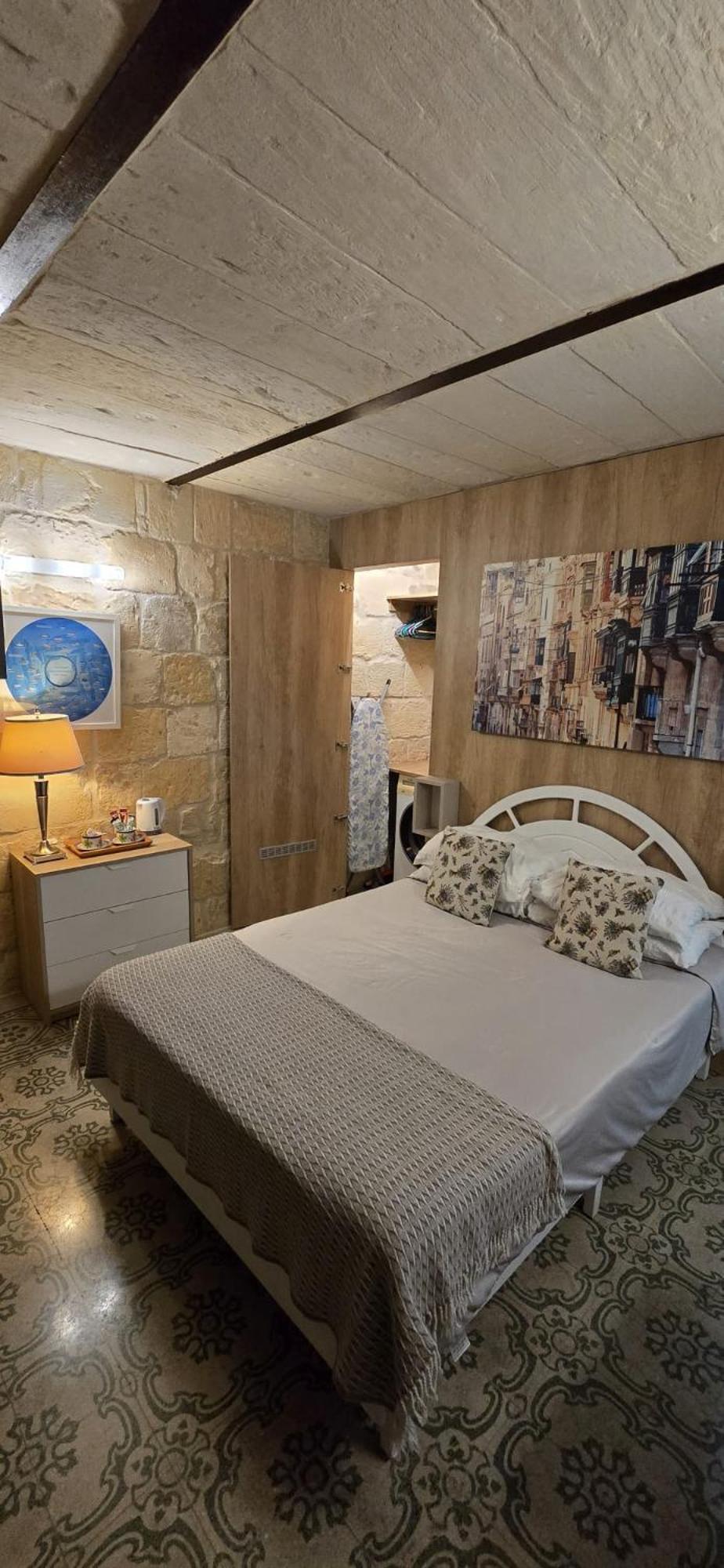 Servants' Quarters Studio Apartment Valletta Exterior foto