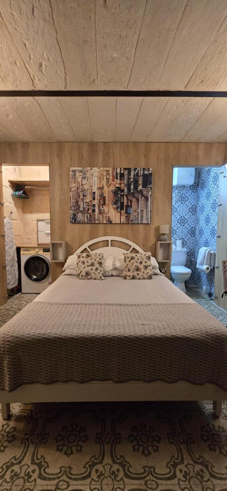 Servants' Quarters Studio Apartment Valletta Exterior foto